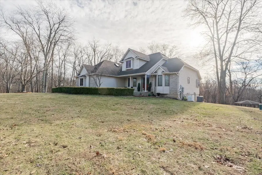 5000 Silverado Lane, Clinton, IL 61727 - Image #3