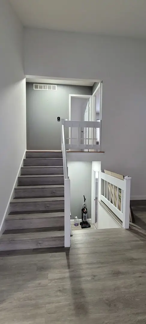 996 Hawthorne Drive, Crystal Lake, IL 60014 - Image #3