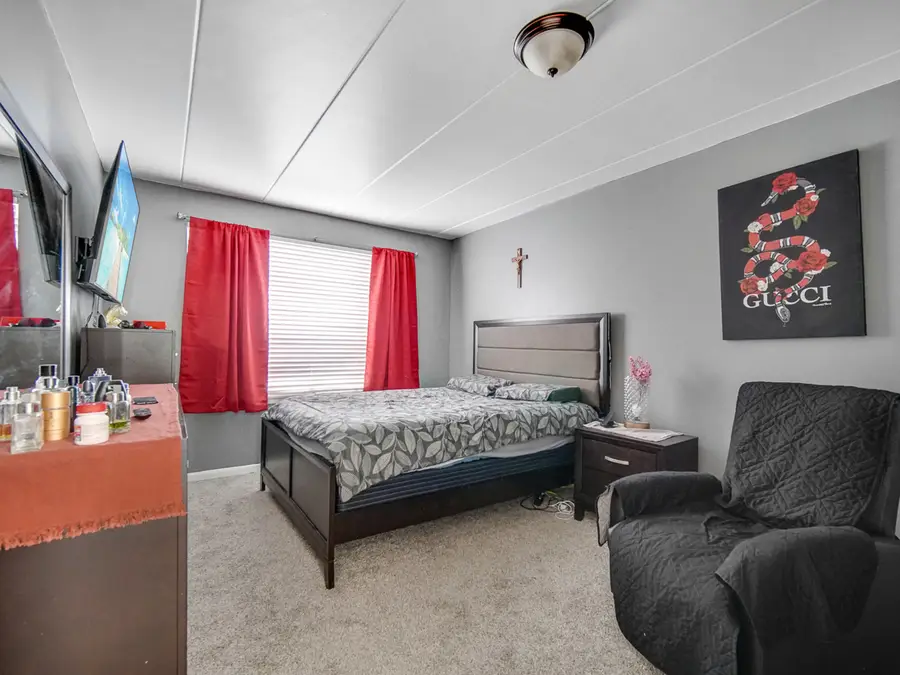 10210 Washington Avenue #103, Oak Lawn, IL 60453 - Image #3