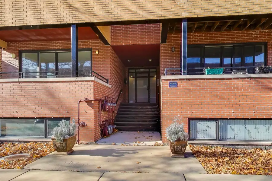 1920 N Springfield Avenue #1S, Chicago, IL 60647 - Image #2
