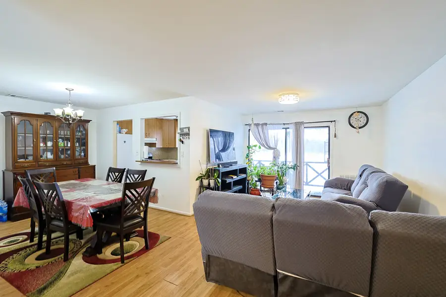 1030 Cottonwood Court #2A, Wheeling, IL 60090 - Image #3