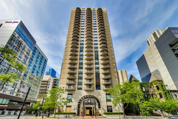 70 W Huron Street #1103, Chicago, IL 60610