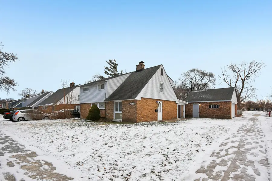 8745 43rd Street, Lyons, IL 60534 - Image #2