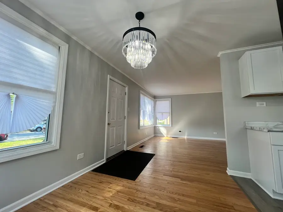 14315 Dobson Avenue, Dolton, IL 60419 - Image #3