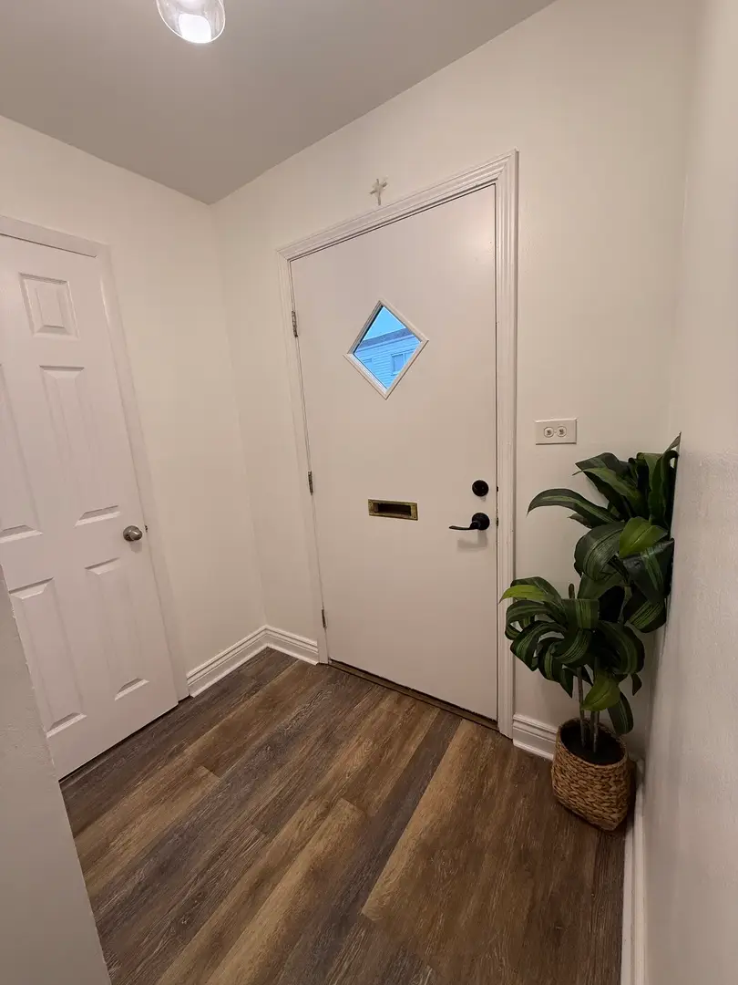 8451 Linder Court, Skokie, IL 60077 - Image #2