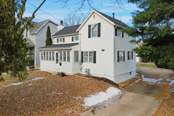 102 E Winfield Street, Morrison, IL 61270