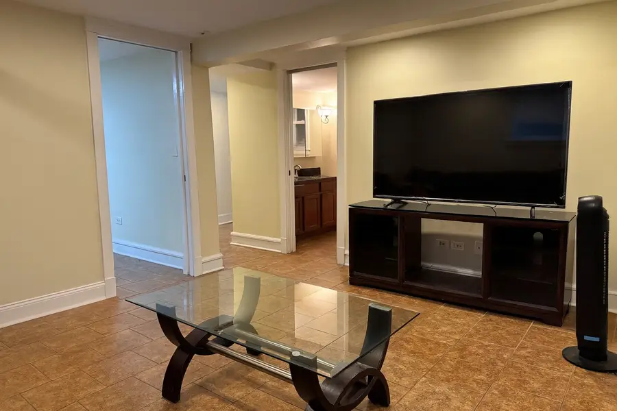 207 W Quincy Street #GARD, Riverside, IL 60546 - Image #3