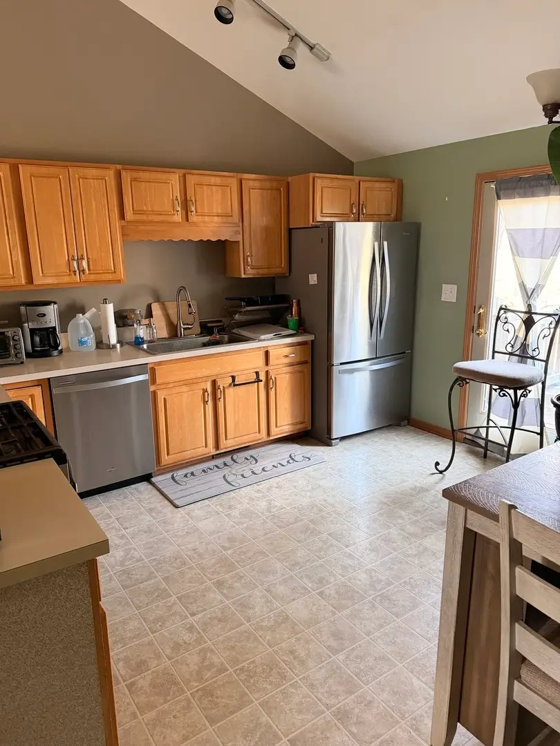 701 Davidson Drive #B, Minooka, IL 60447 - Image #2