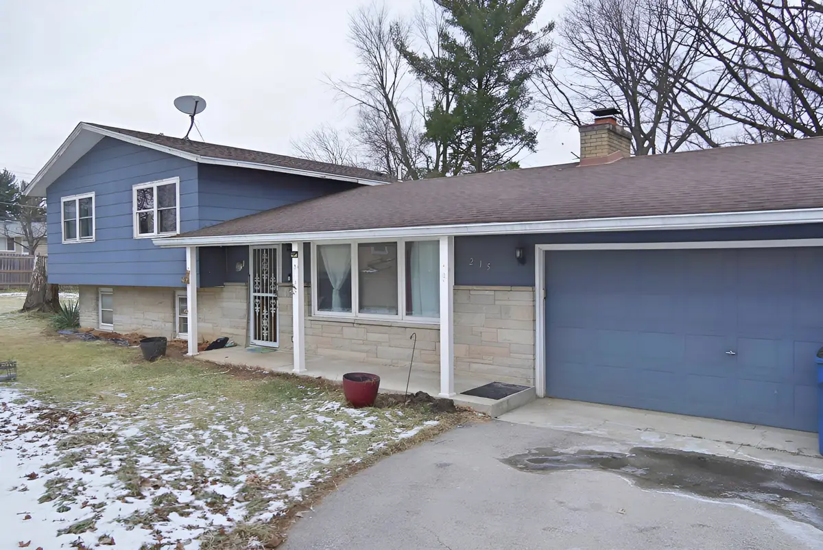 215 Hawthorne Circle, Joliet, IL 60433 - Image #1