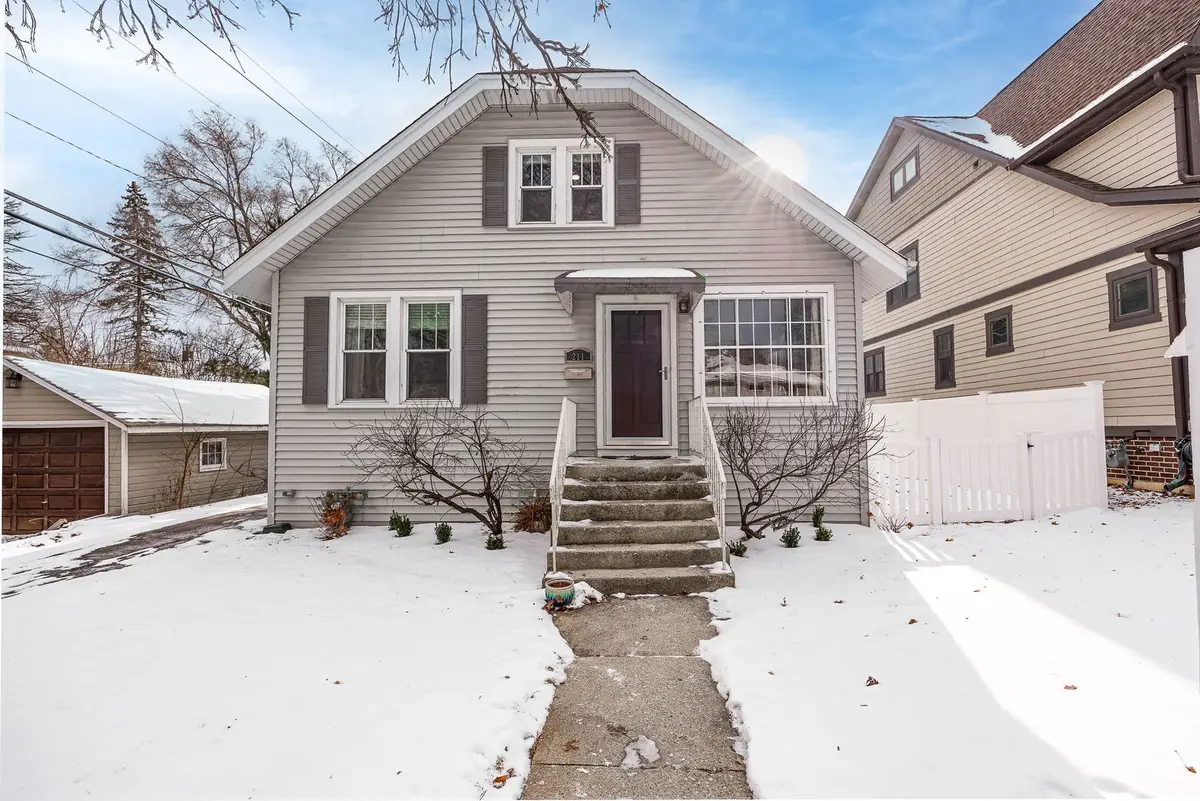 211 7th Street, Downers Grove, IL 60515 - #1