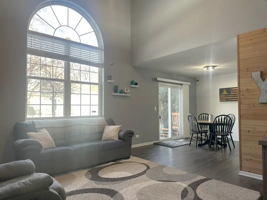 361 Capitol Drive, Sugar Grove, IL 60554 - Image #3