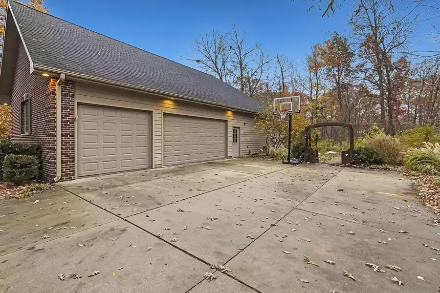 37 Conservation Court, La Salle, IL 61301 - Image #2
