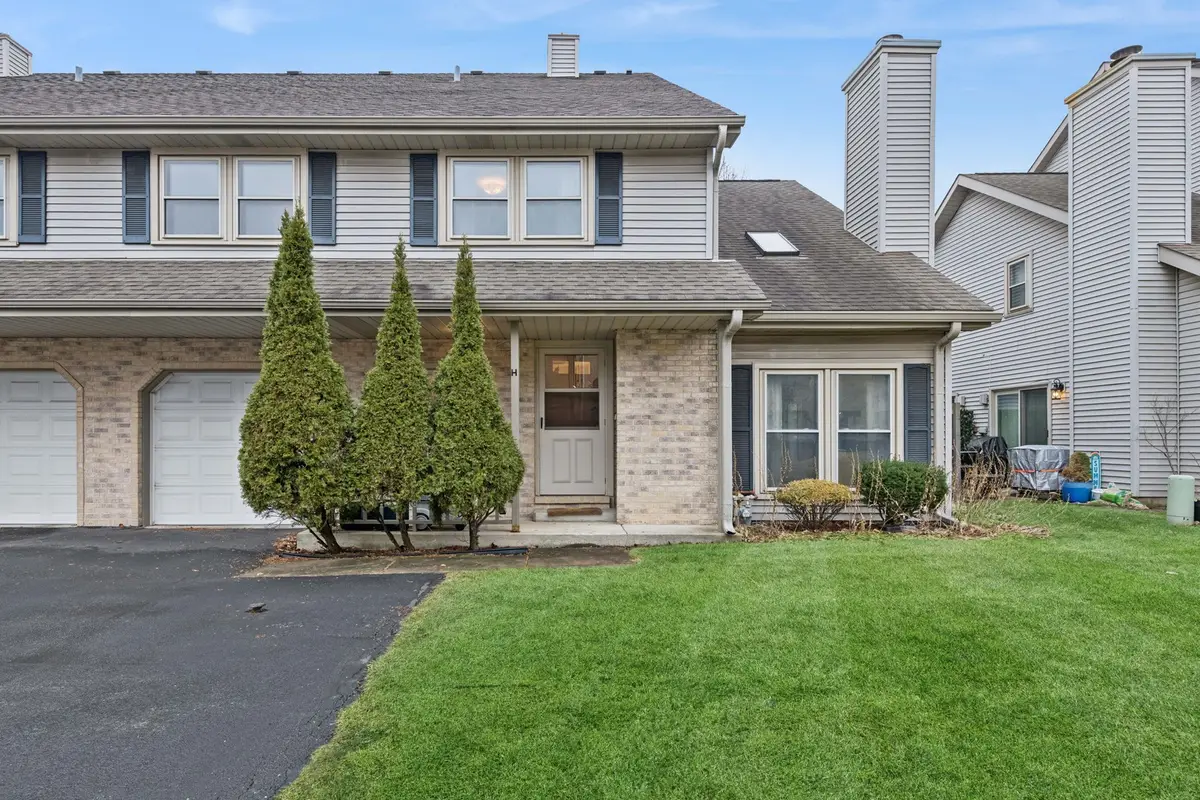 237 N Walnut Street #H, Bensenville, IL 60106 - Image #1