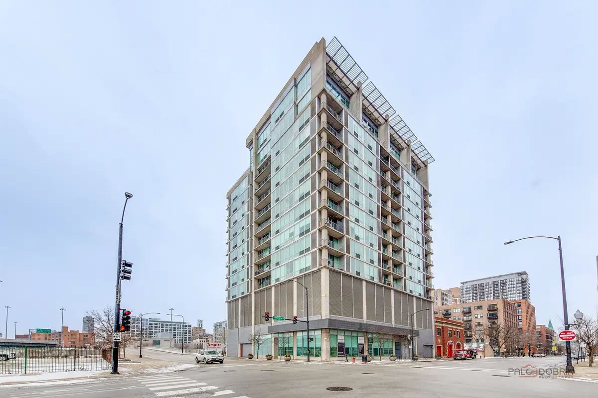 700 W Van Buren Street #1402, Chicago, IL 60607 - Image #1