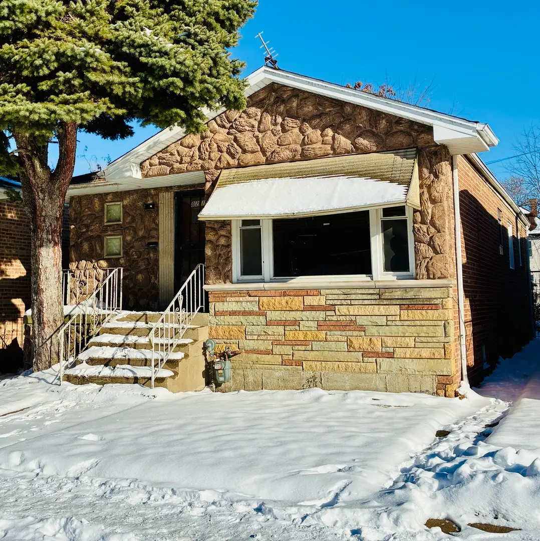 8219 S Muskegon Avenue, Chicago, IL 60617 - Image #1
