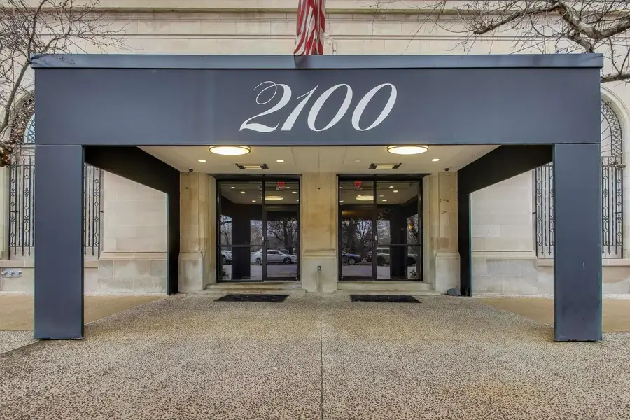2100 N Lincoln Park West #5DS, Chicago, IL 60614 - Image #3