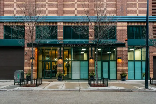 400 W Ontario Street #1801, Chicago, IL 60654