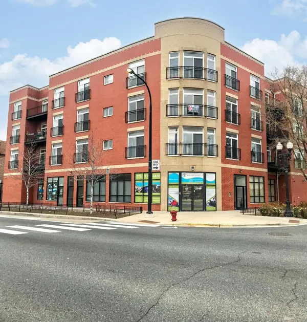 2520 S Oakley Avenue #201, Chicago, IL 60608