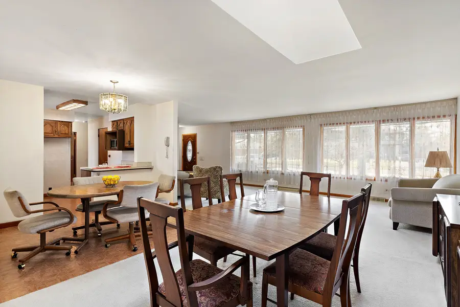 103 S Maple Lane, Prospect Heights, IL 60070 - Image #2