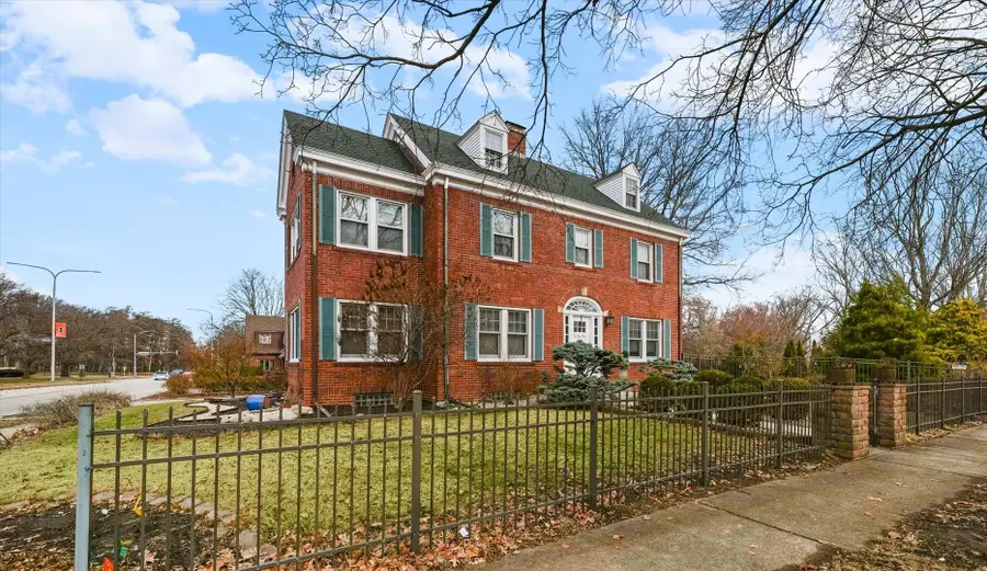 812 W Delaware Avenue, Urbana, IL 61801 - Image #2