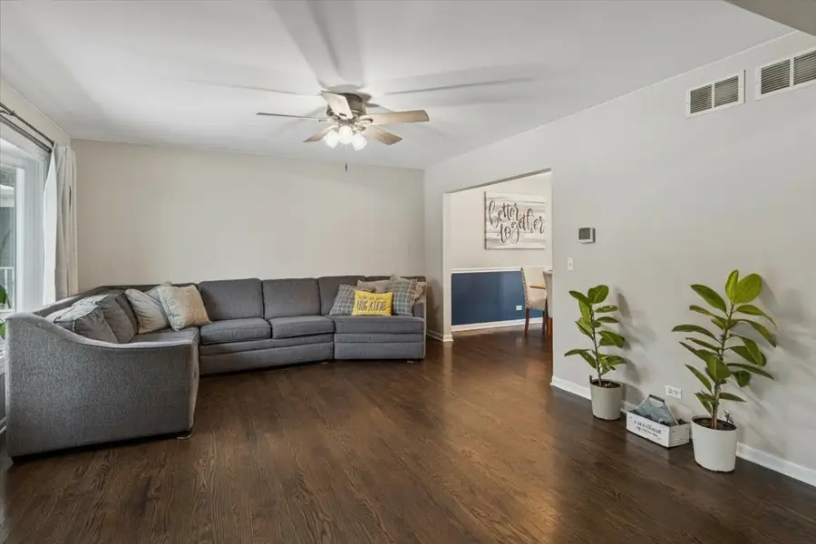 570 Boardman Circle, Bolingbrook, IL 60440 - Image #3