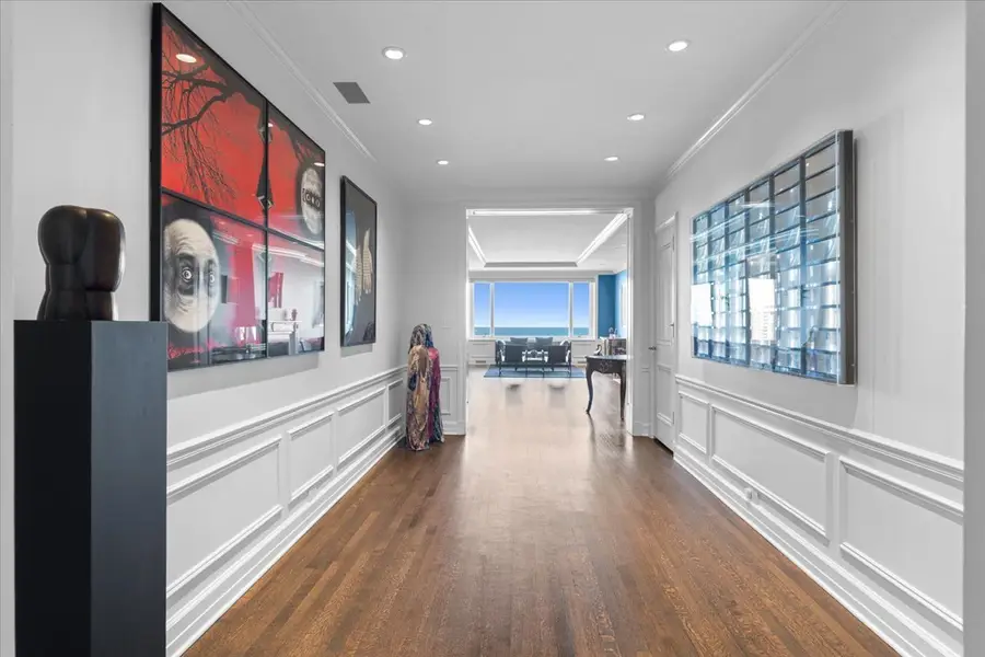 179 E Lake Shore Drive #25W, Chicago, IL 60611 - Image #2