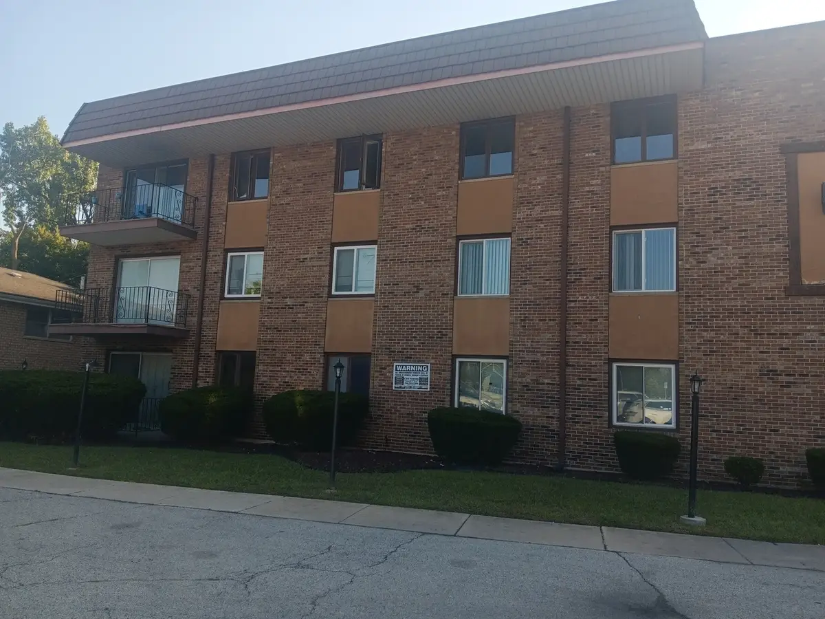 550 Michigan City Road #3E, Calumet City, IL 60409 - Image #1