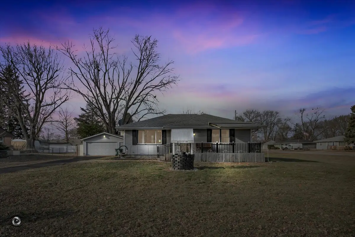 390 N Washington Street, Coal City, IL 60416 - Image #1