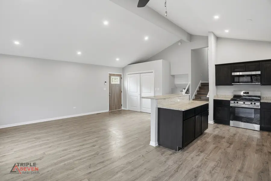 14528 Kolin Avenue, Midlothian, IL 60445 - Image #3