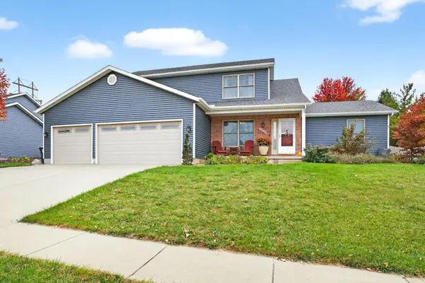 1029 W 60 Street, Davenport, IA 52806