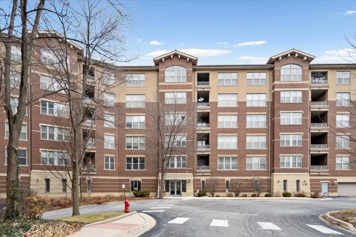 9360 Skokie Boulevard #517, Skokie, IL 60077 - Image #1