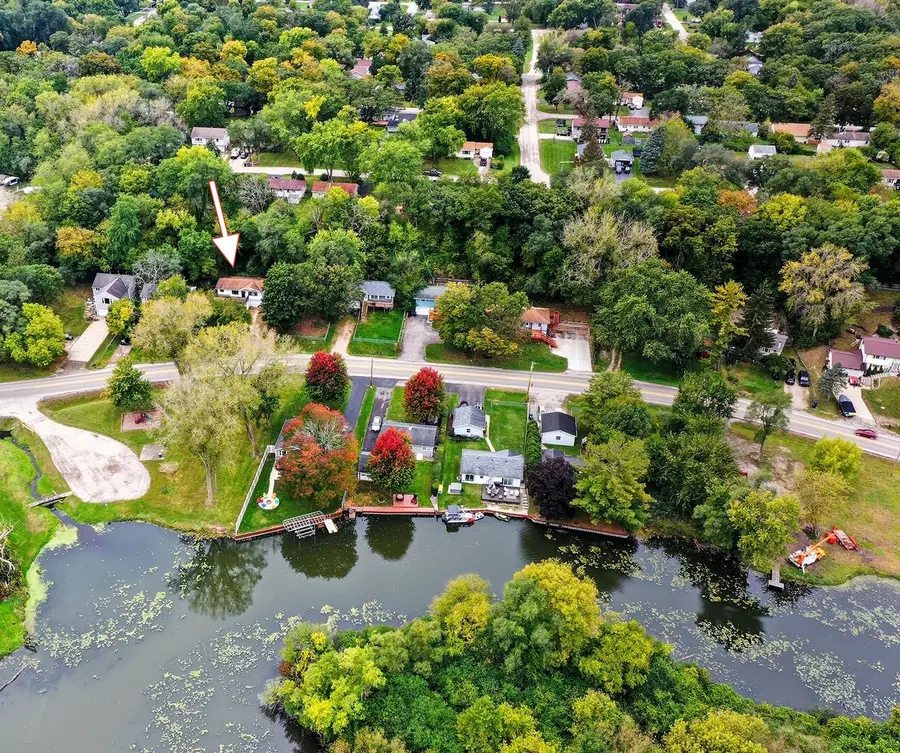 5703 Fox Lake Road, McHenry, IL 60051 - Image #2