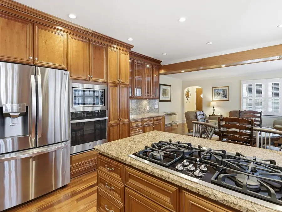 11006 S Homan Avenue, Chicago, IL 60655 - Image #3