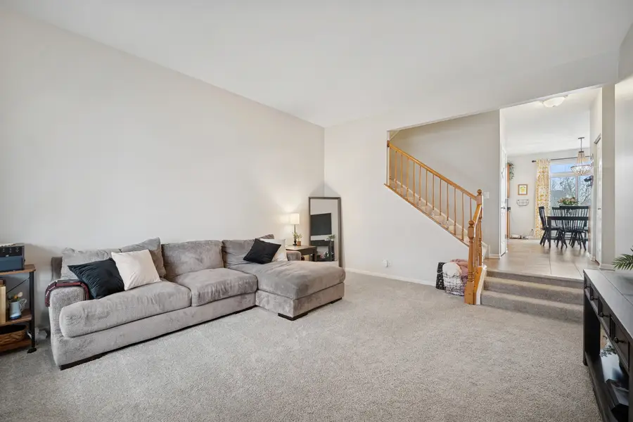 359 Copper Springs Lane, Elgin, IL 60124 - Image #2