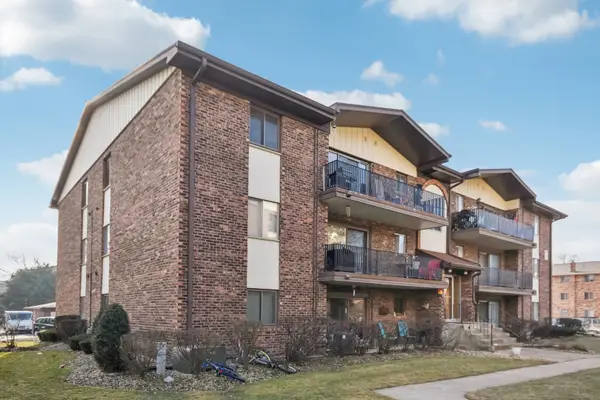 13919 James Drive #904, Crestwood, IL 60418