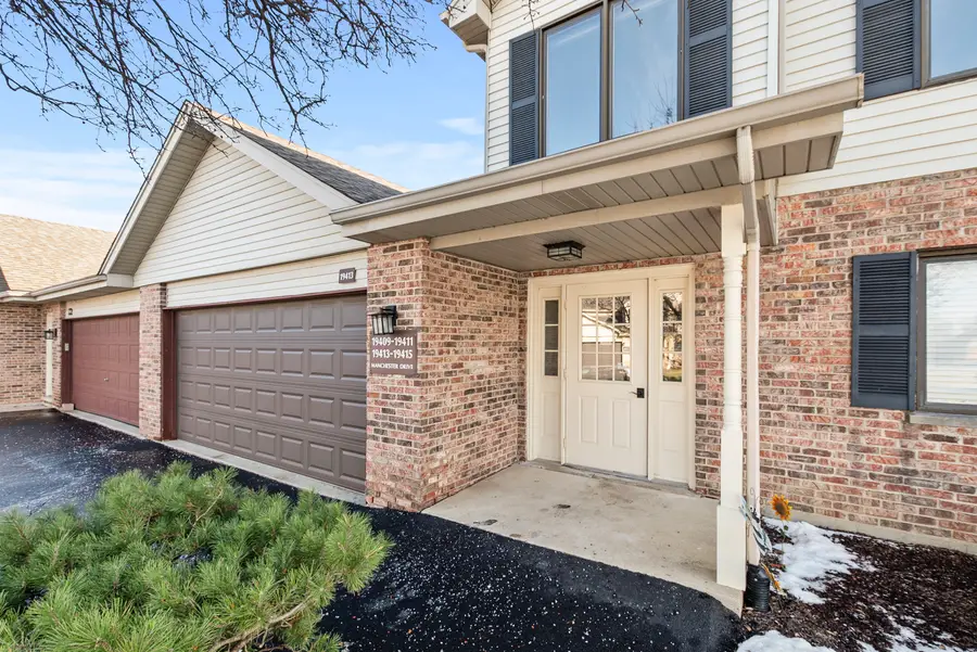 19415 Manchester Drive, Mokena, IL 60448 - Image #2