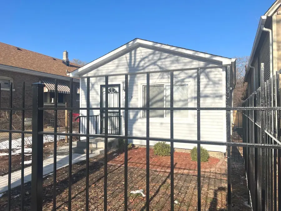 9339 S Burnside Avenue, Chicago, IL 60619 - Image #2