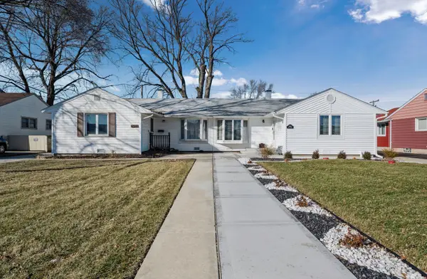 8948 S Main Street, Hometown, IL 60456