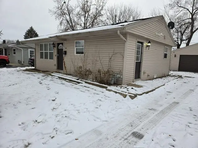 34 Cardinal Lane, Carpentersville, IL 60110 - Image #3