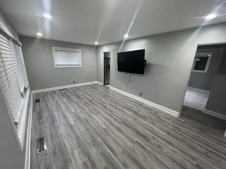 17056 Burnham Avenue, Lansing, IL 60438 - Image #3