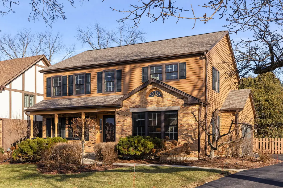 825 Evergreen Avenue, Glen Ellyn, IL 60137 - Image #1