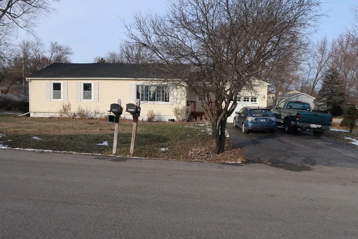 4218 Parkway Avenue, McHenry, IL 60050 - Image #1