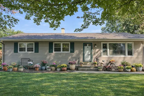208 N Wabena Avenue, Minooka, IL 60447