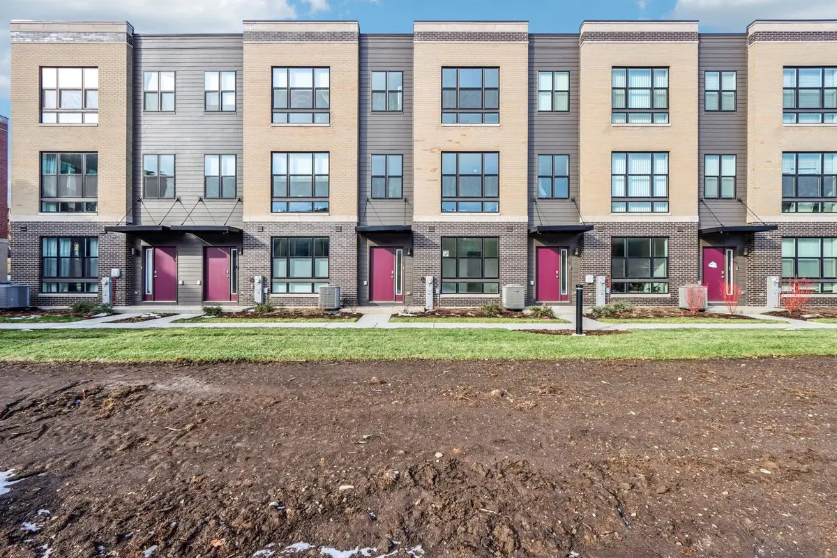 361 Summit Circle, Lombard, IL 60148 - Image #1