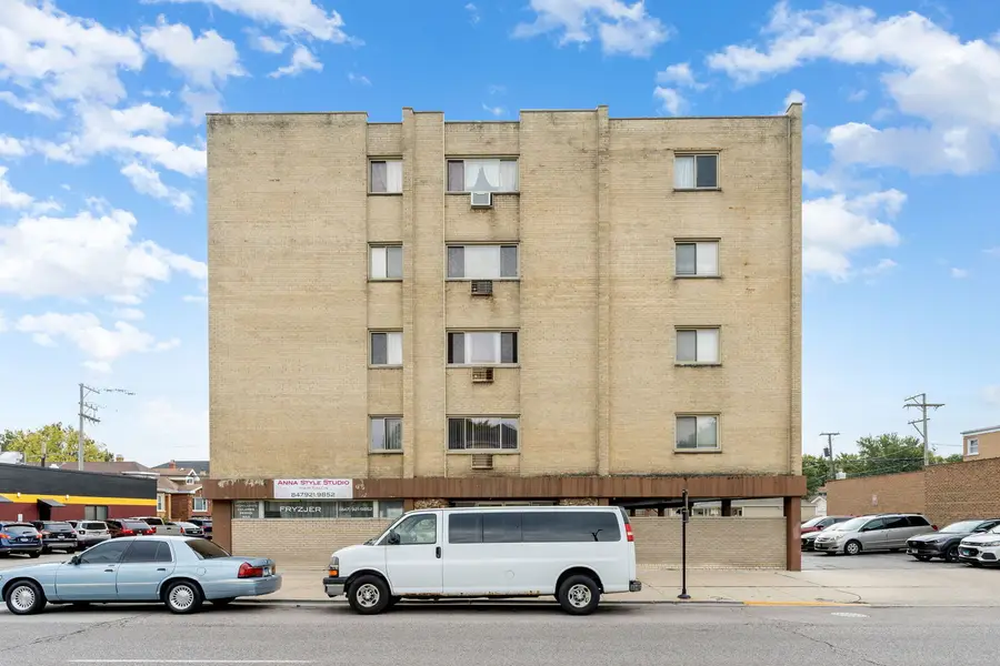 7733 W Belmont Avenue #306, Elmwood Park, IL 60707 - Image #2