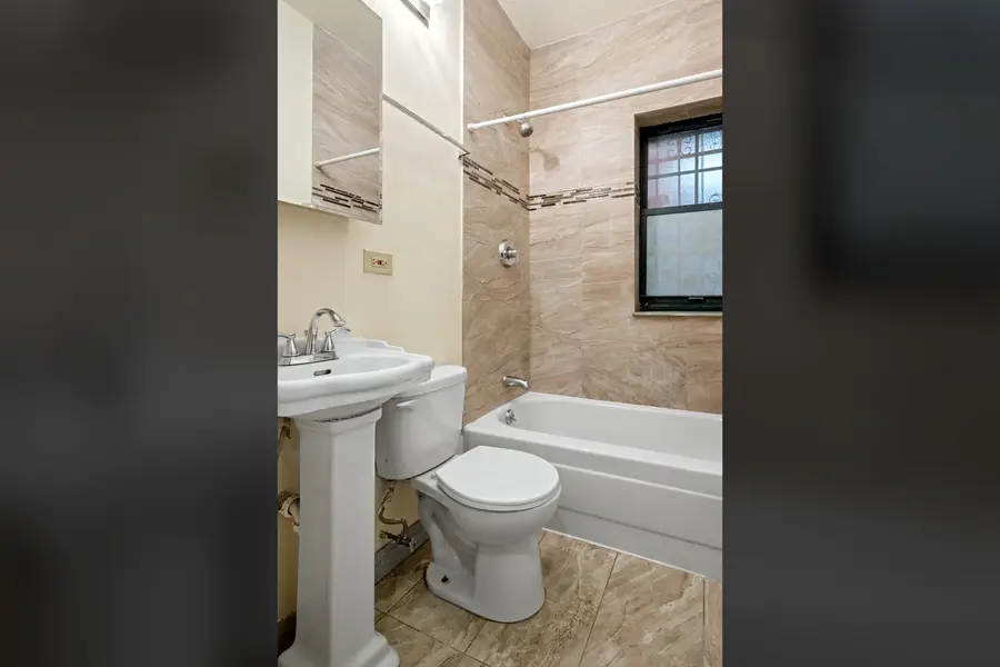 7035 N Sheridan Road #G, Chicago, IL 60626 - Image #3