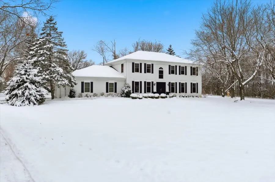 12 Crestview Lane, Barrington, IL 60010 - Image #3