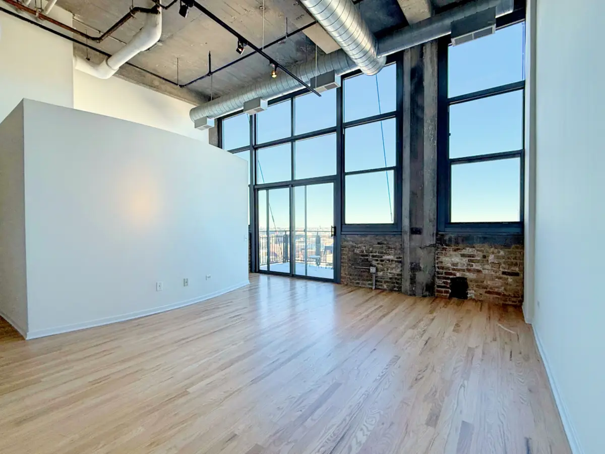 900 N Kingsbury Street #942, Chicago, IL 60610 - Image #1