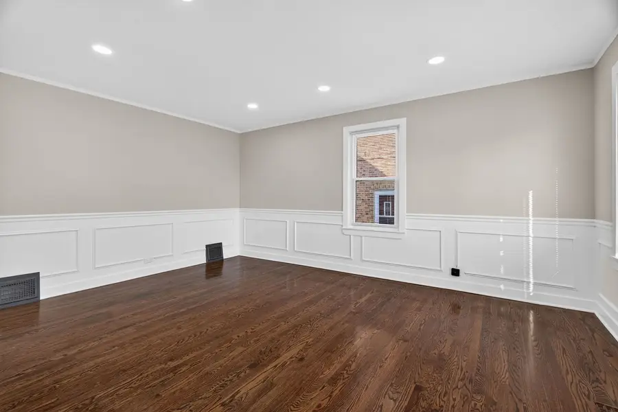 6046 N Oriole Avenue, Chicago, IL 60631 - Image #2