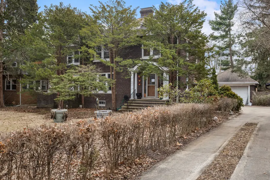 303 W Michigan Avenue, Urbana, IL 61801 - #2